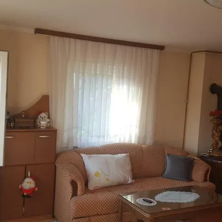 Apartment Apartmaneskinazi
